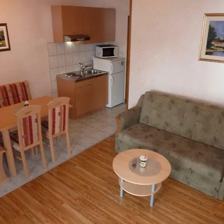 Apartment New 100 M To Beach - Zitna Xx